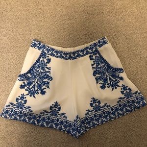Xhilaration Mediterranean style shorts